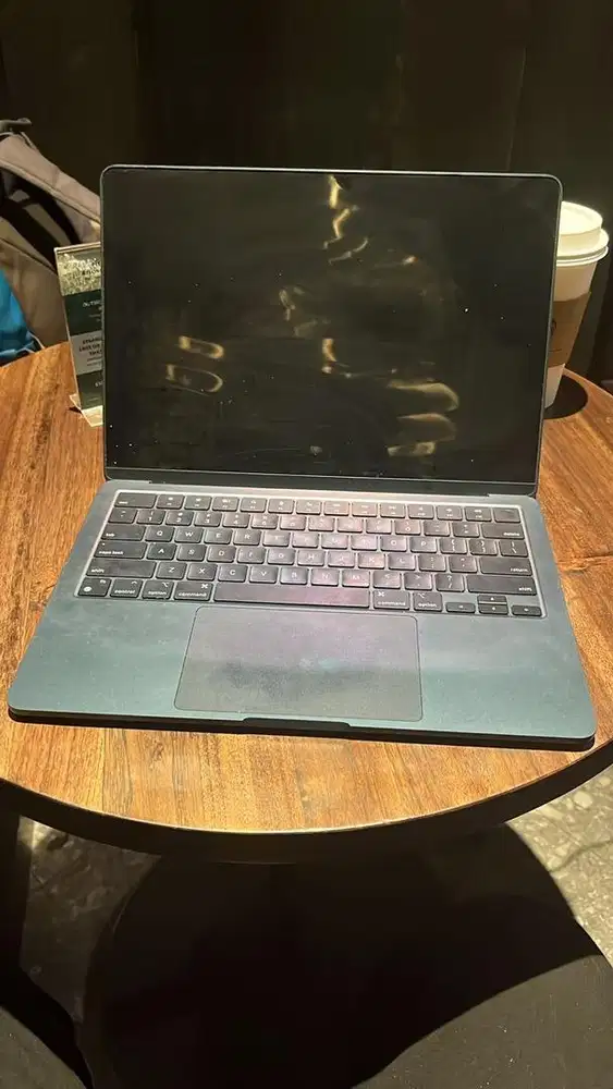 Macbook air m3 16 256