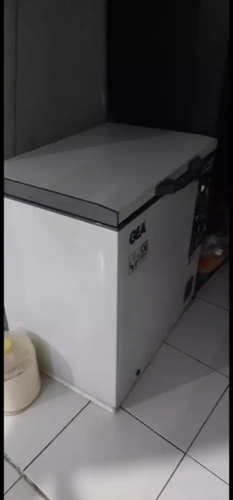 Freezer box gea 200liter
