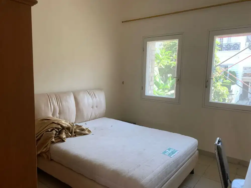 sewa rumah cluster BGM PIK uk 12x23m semifurnish