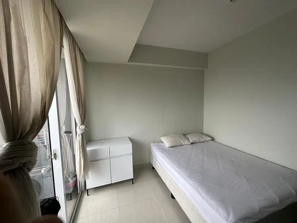 Apartment West Vista Full Furnished Dijual Cepat