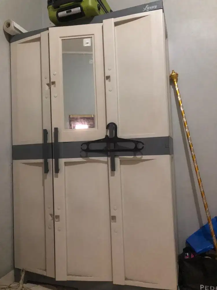 Lemari 3 pintu olymplas luxury