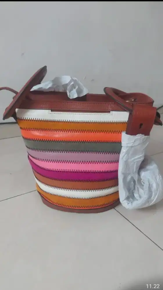 Tas bucket bag Fossil Jessa Multi original bisa nego reasonable. Depok