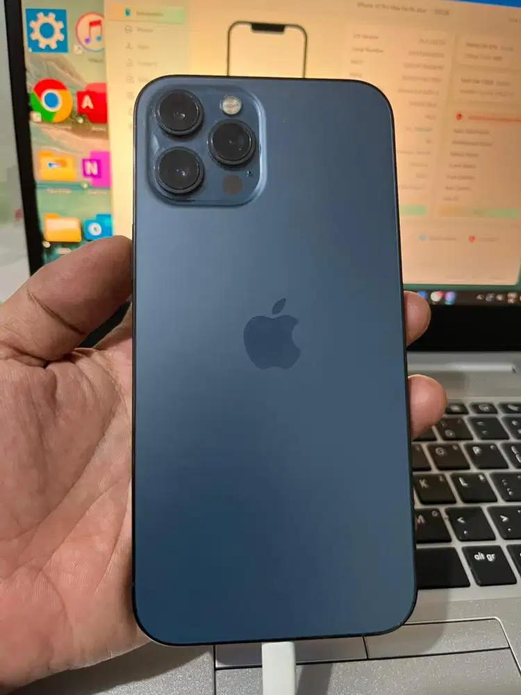 Iphone 12 pro max 128 Pa/a lock