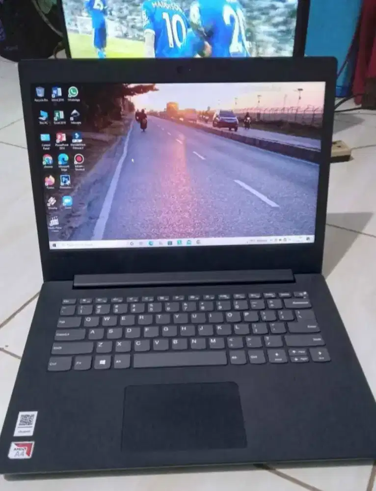 Lenovo Ideapad 130 14AST BLACK W10