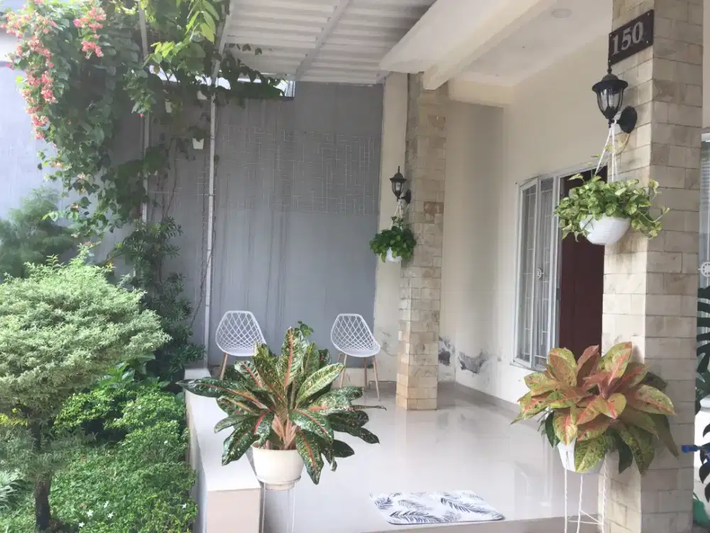 Dijual atau Over Kredit, Rumah di Kota Bekasi