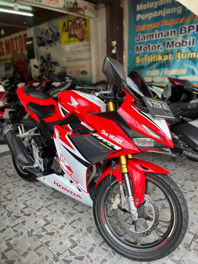 HONDA CBR 150 R 2022 SAS JL BARATA JAYA 19 NO 5