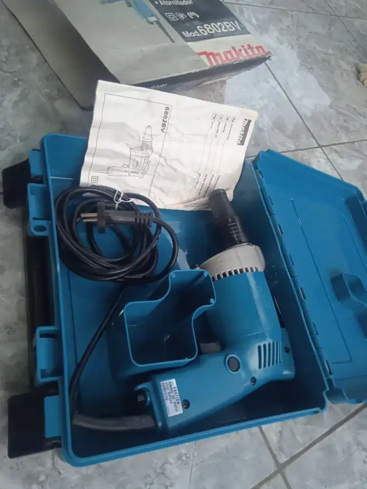 Bor obeng makita 6208BV