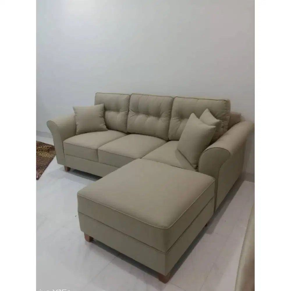 Sofa Minimalis Bantalan Kancing