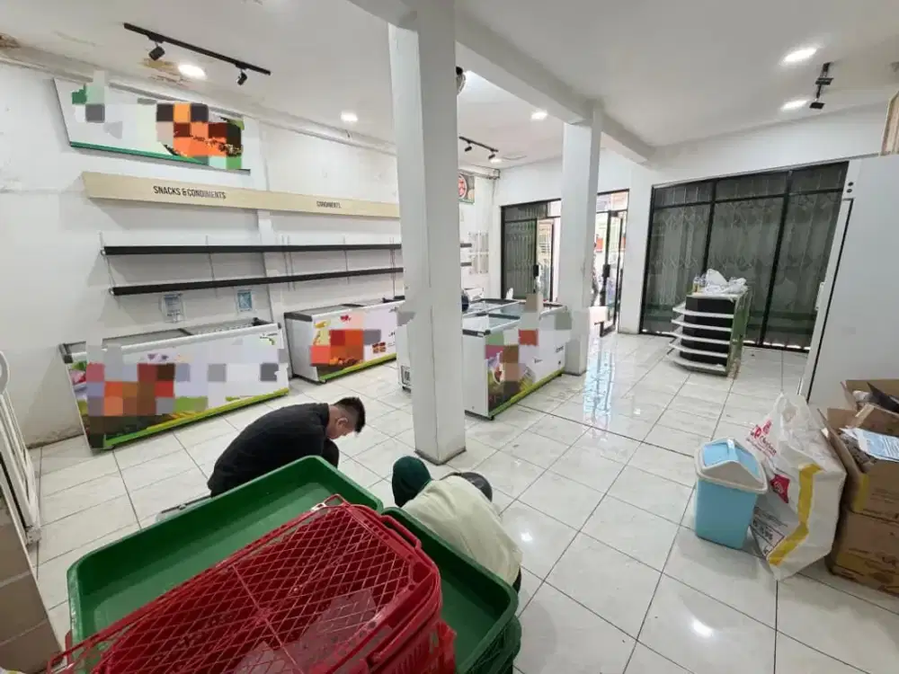 DISEWAKAN RUANG USAHA DI SAYAP CIATEUL (dewi sartika) bandung MN INA