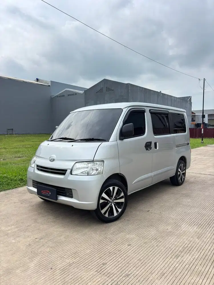 Daihatsu Grandmax 1.3 D 2018 Manual ( Silver Metalik )