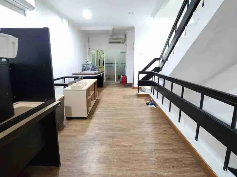 Ruko Siap Pakai Di Grand Wijaya Centre Kebayoran Baru