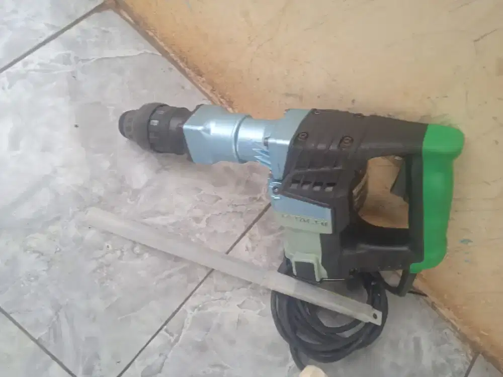 Hammer drill hitachi H41MB
