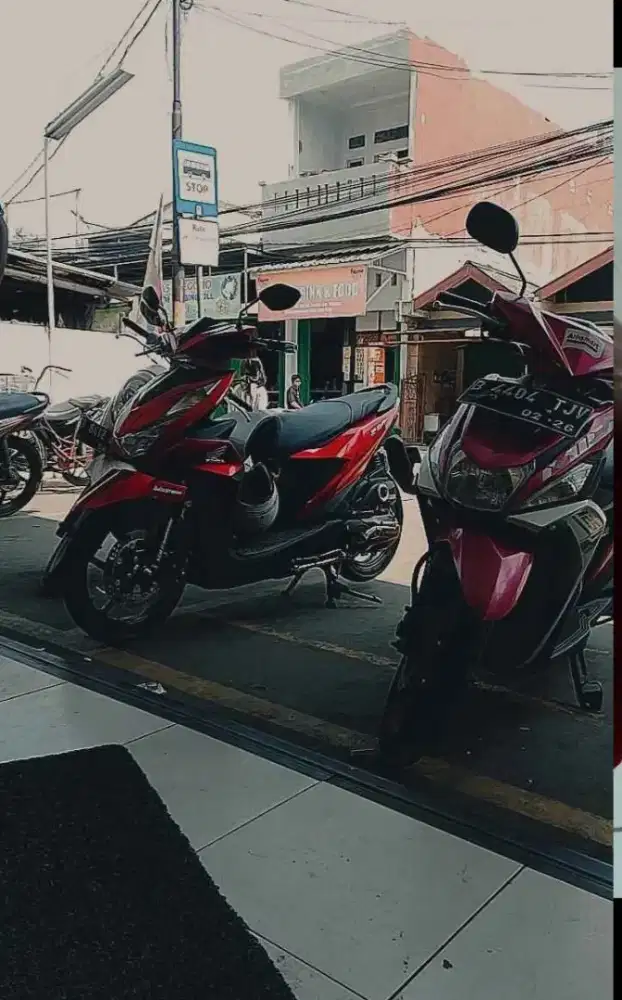 Body beat ORI warna merah mazda