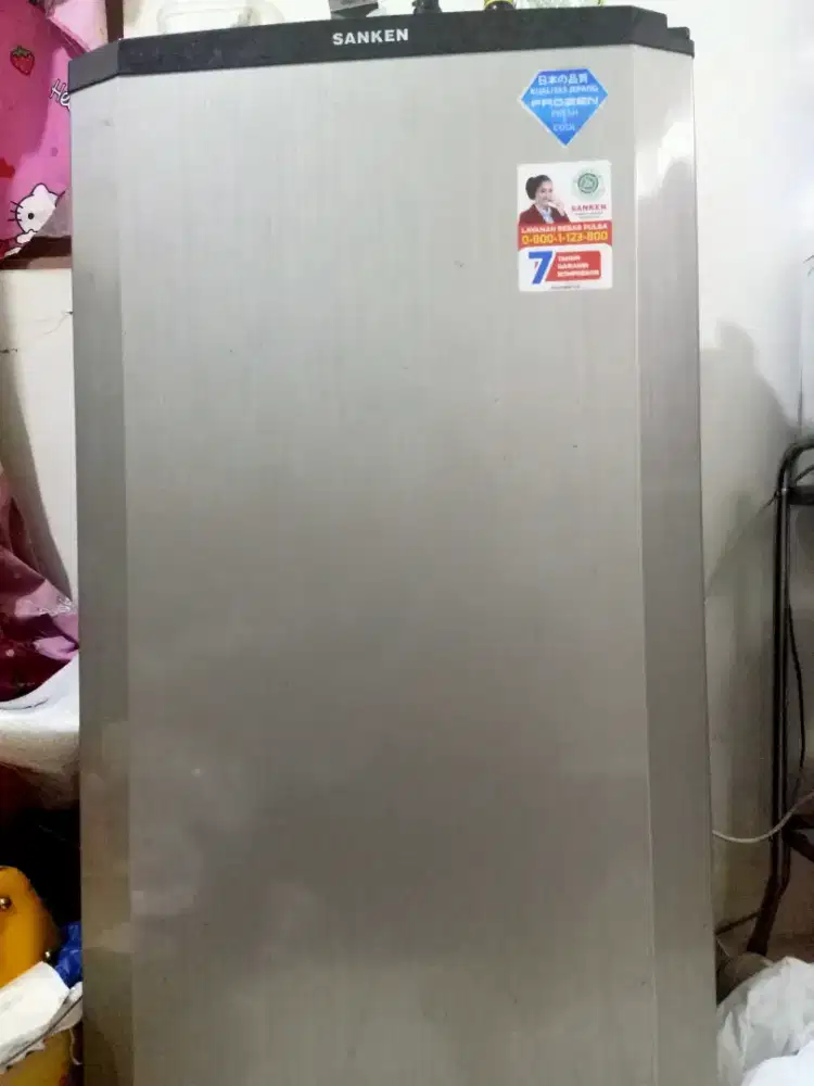 Kulkas masih bagus baru di pake 6 bulan