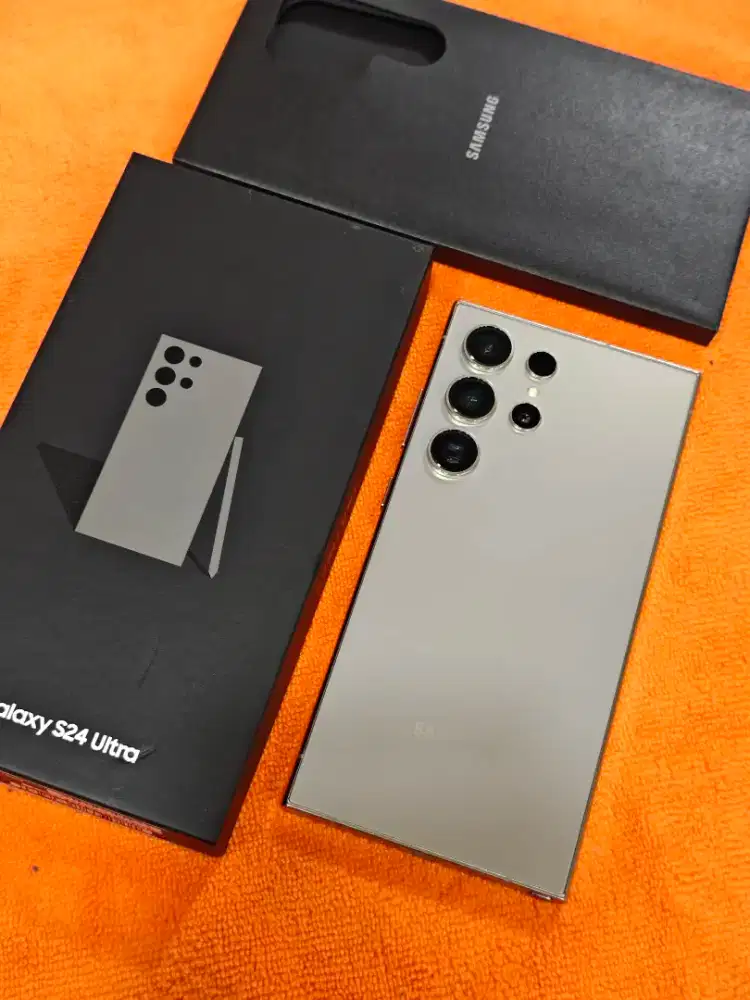 Samsung S24 Ultra 12/256 titanium grey