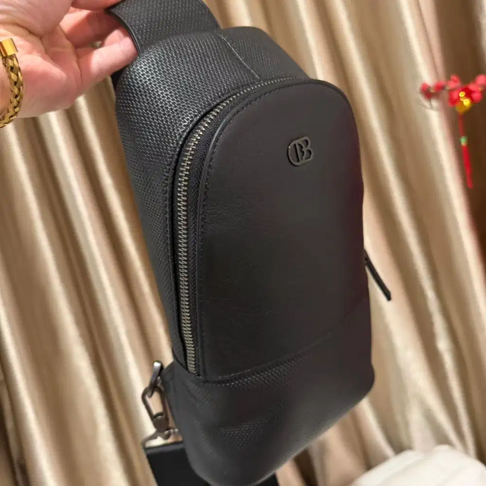 OBERMAIN Alfie Chest Bag - L BLACK