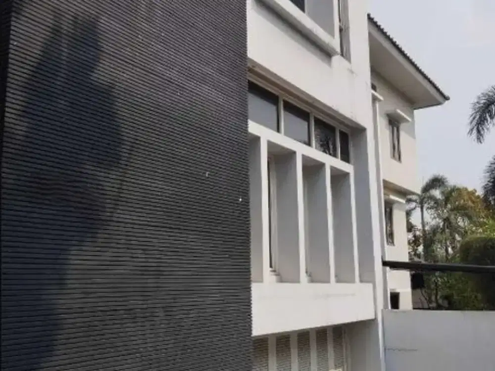 Vy.004- Murah !! DIjual Rumah Full Furnish 17x16 Minimalis Siap Huni di Gading Nirwana Hadap Utara/Barat