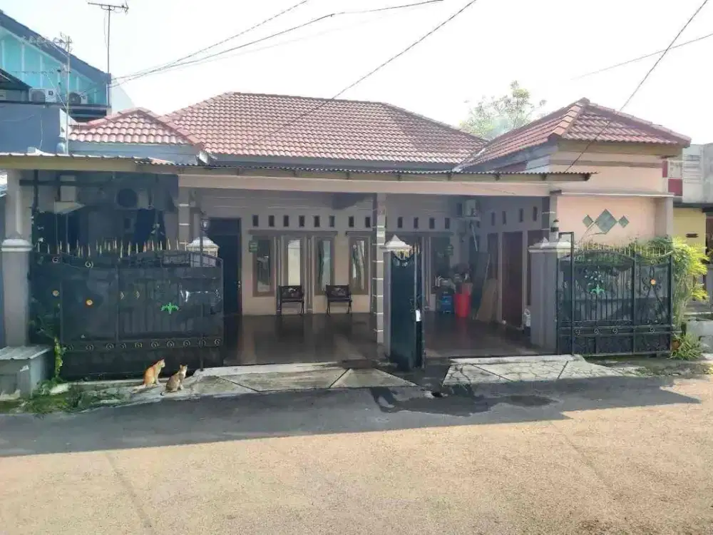 MURAH Luas 155 Rumah di Taman Harapan Baru dekat Harapan Indah Bekasi