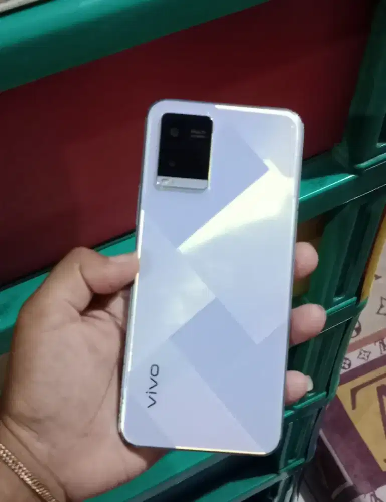 Vivo Y21 ram 4+1/64.