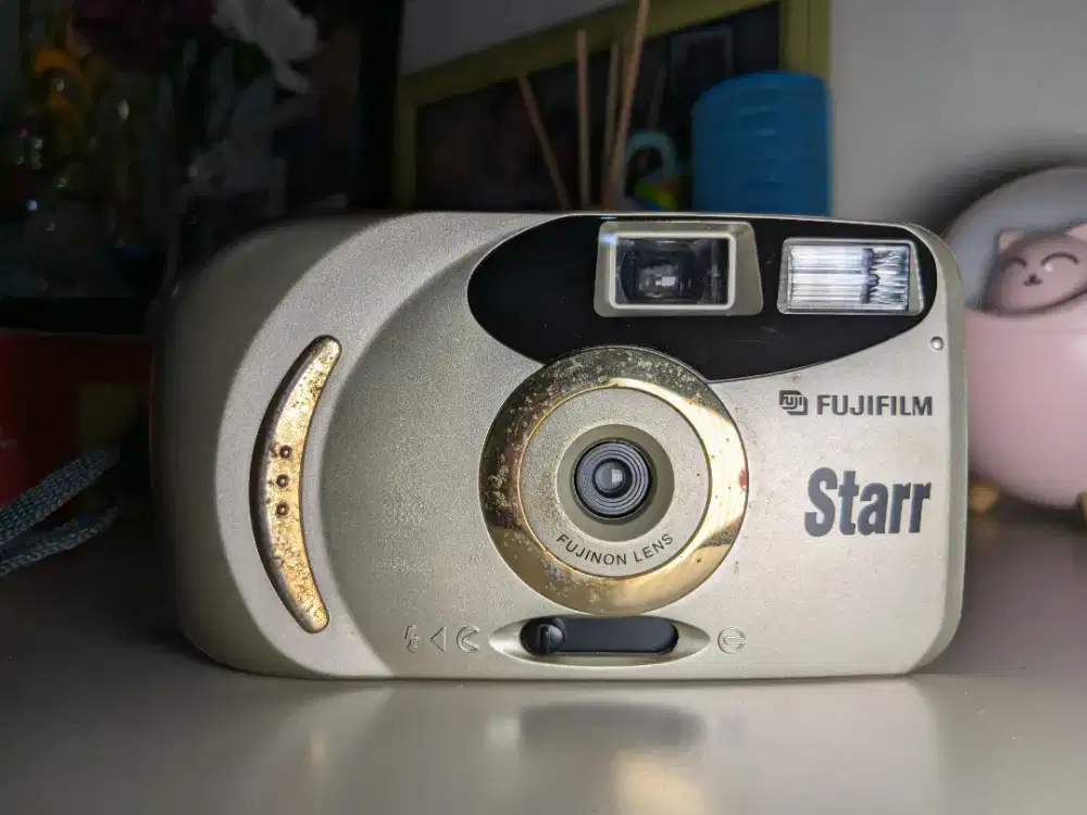 KAMERA ANALOG FUJIFILM STARR