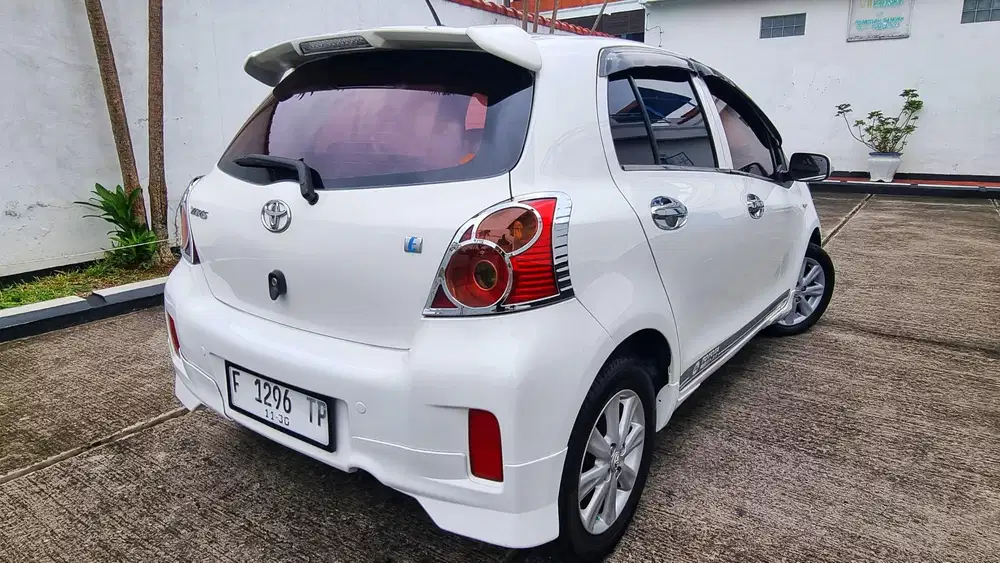 Toyota Yaris 2012 Bensin