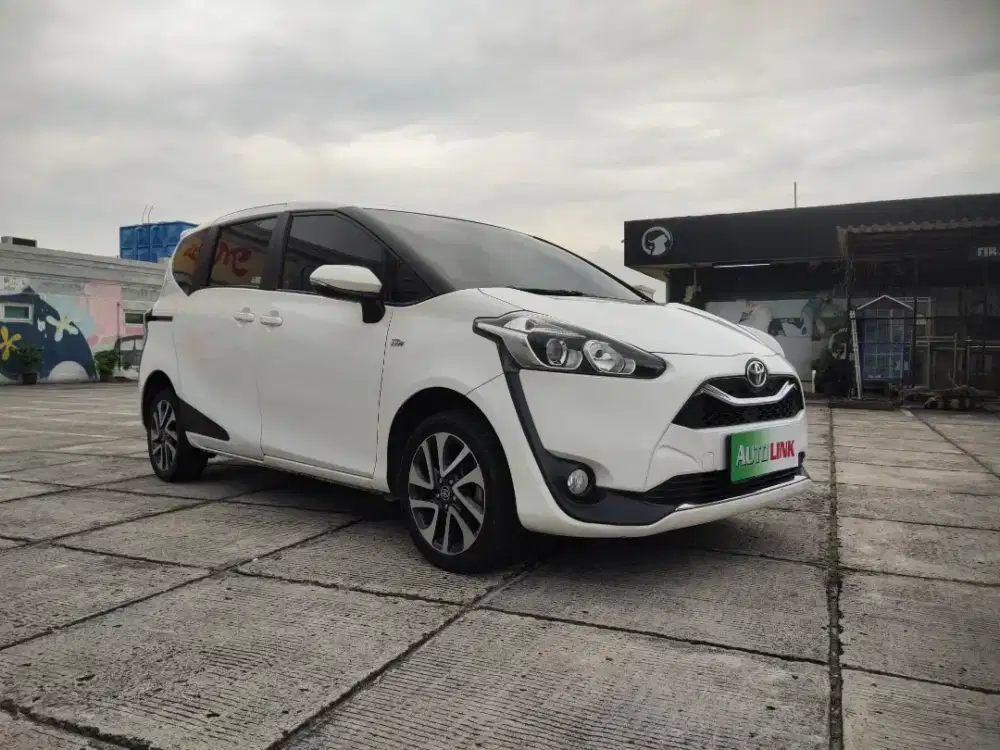 Sienta V 2020 MATIC Putih 2019 at Servis Record 2021 bagus terawat top