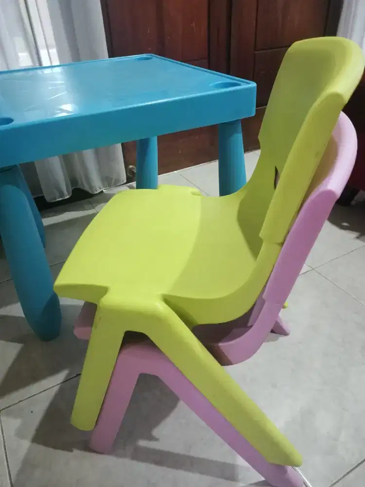 Meja dan Kursi belajar Anak Brand Toys Kingdom