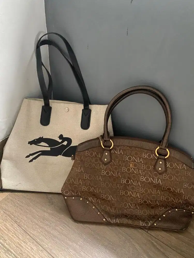 Longchamp+bonia