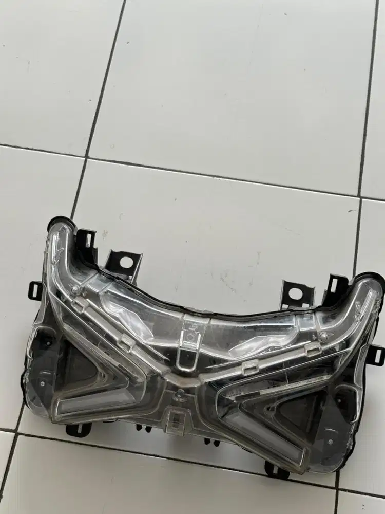 Headlamp xmax connected 2024