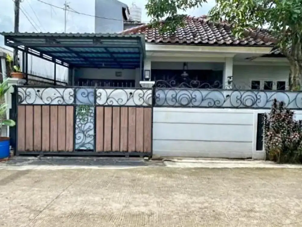 Rumah Nyaman di Daerah Cimanggis Depok Jawa Barat dengan Kolam Renang
