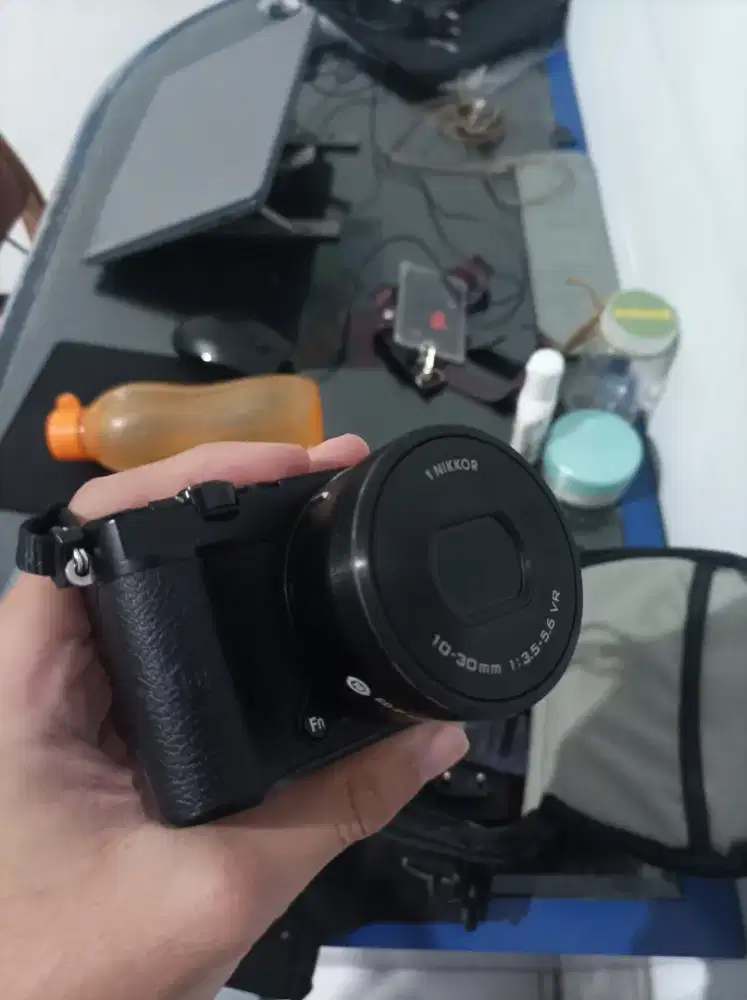 NIKON 1 J5 kit 10-30mm PD-ZOOM PRELOVED LIKE NEW nego tipis