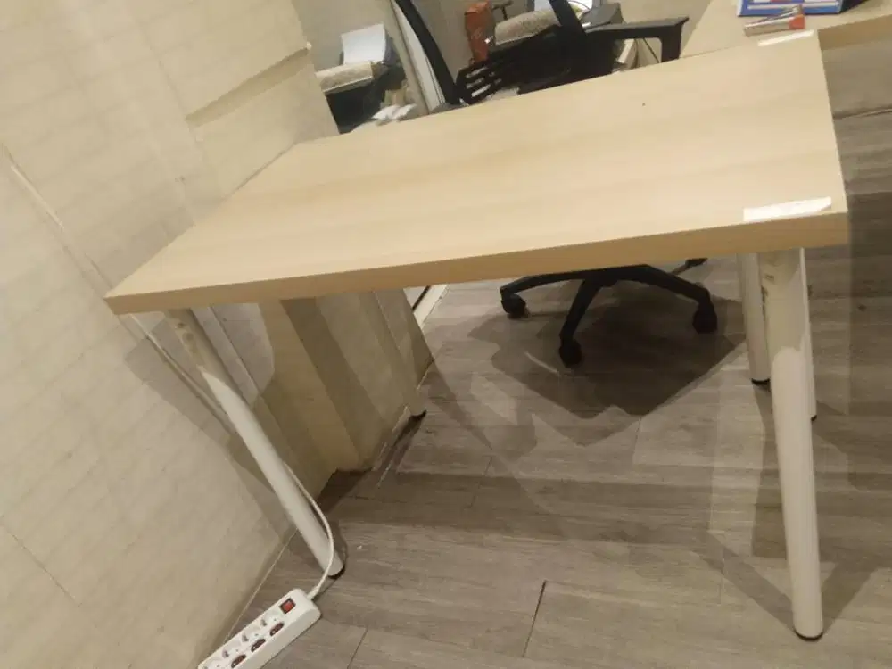 SECOND IKEA ADILS MEJA KERJA 100 X 60 X 74