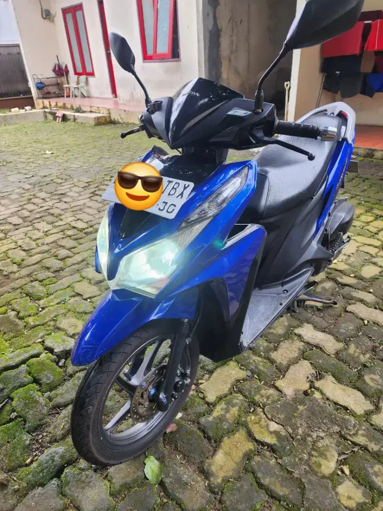 Vario iss 2014 B DKI 1 tangan dr baru