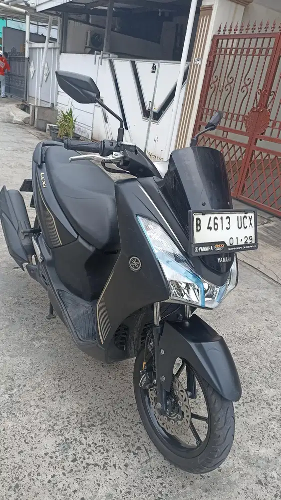 Yamaha Lexi 125 tahun 2023 / 2024. ( Pajak baru 1-2027 ).