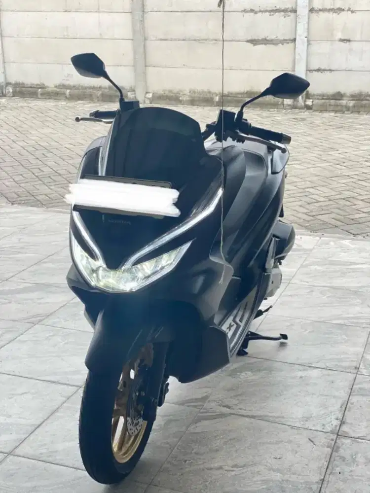 Honda pcx 2020 black