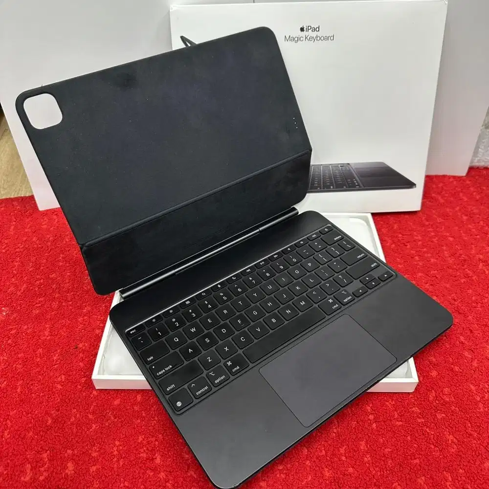 Magic Keyboard iPad Pro M4 13 inch