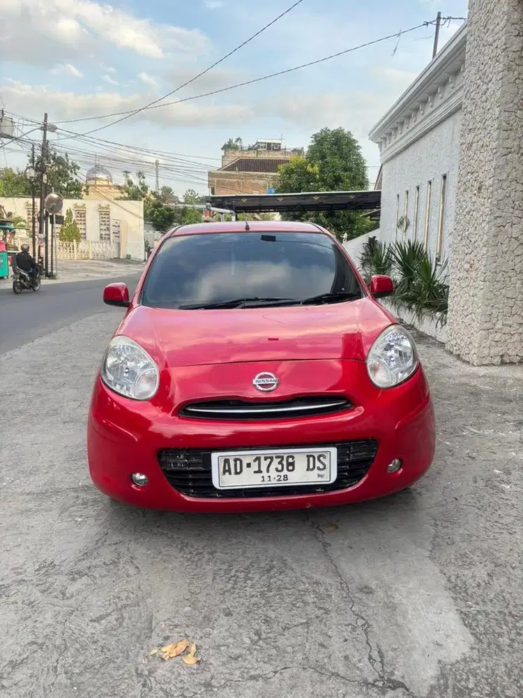 NISSAN MARCH MATIC TAHUN 2013