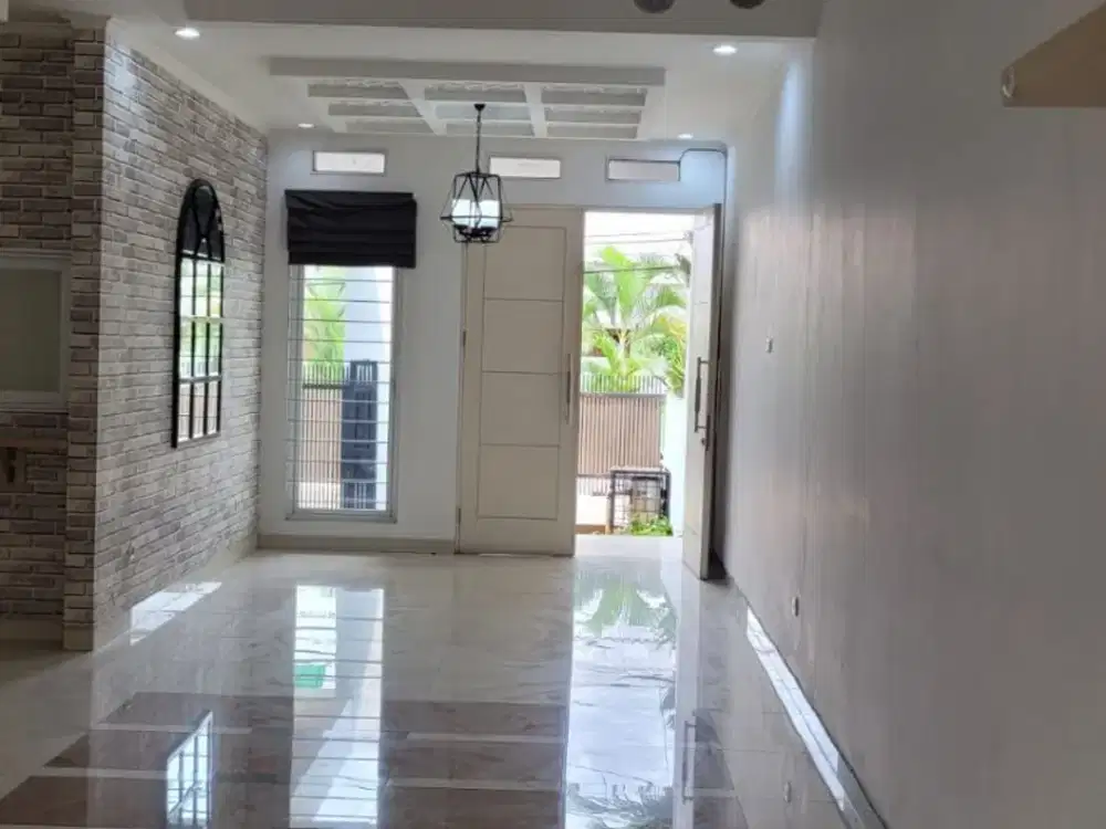 Rumah disewakan di Cilandak