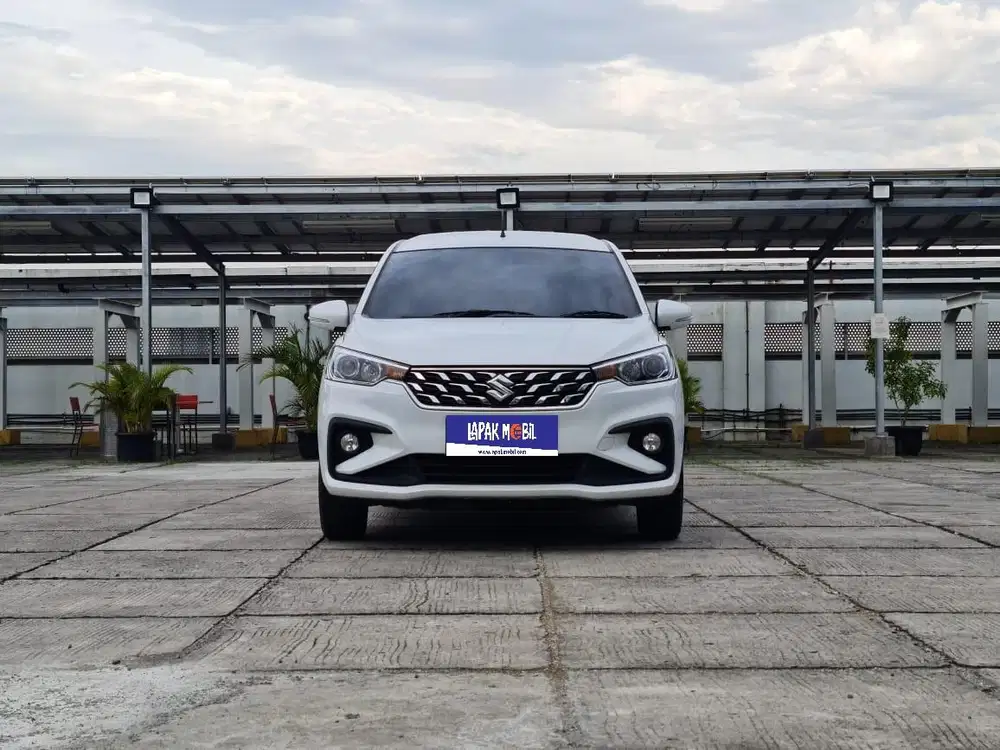 New Suzuki Ertiga 1.5 GX HYBRID MT MANUAL 2022 Putih KM 15RB