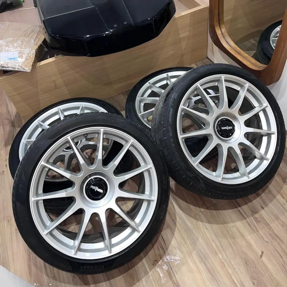 Rotiform DTM R20 + Pirelli P Zero