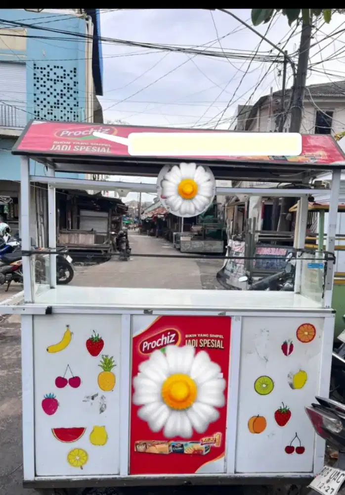 Gerobak bekas bahan alumunium