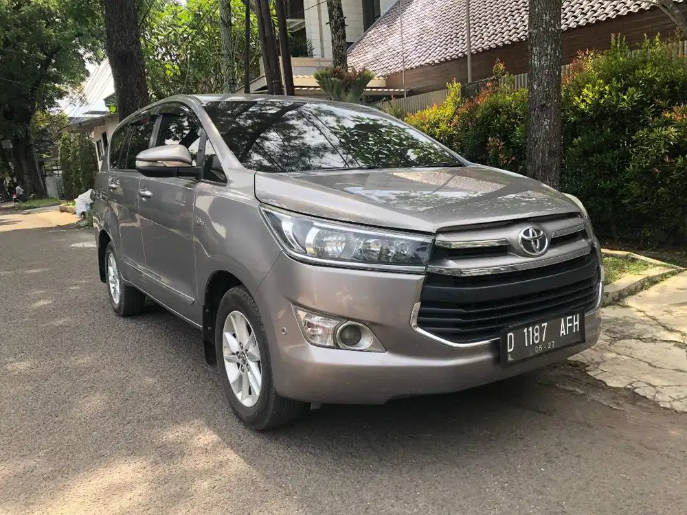 TOYOTA INNOVA REBORN 2.0 V  MATIC BENSIN
