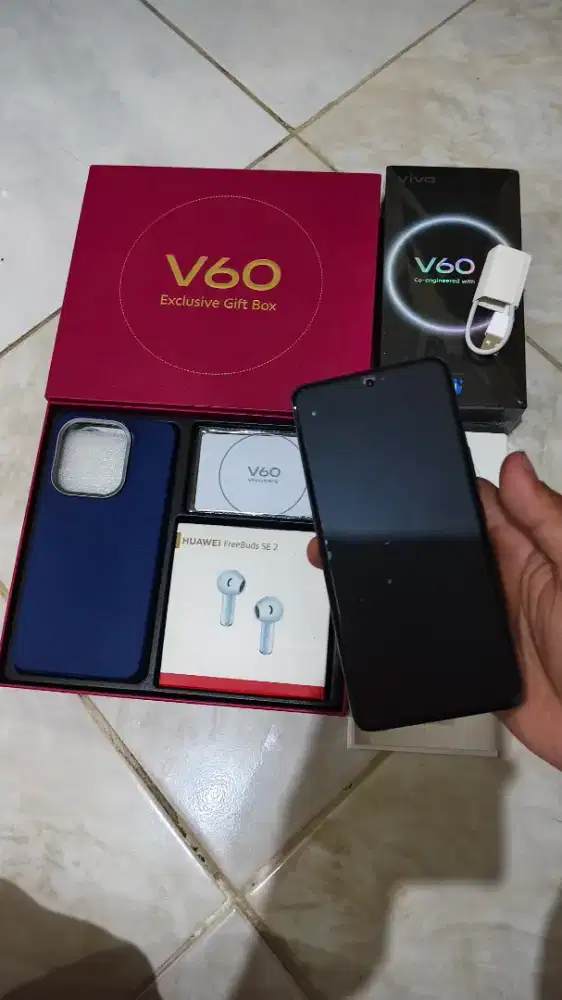 Vivo v60 12/256 Like New garansi 2027 bonus tws