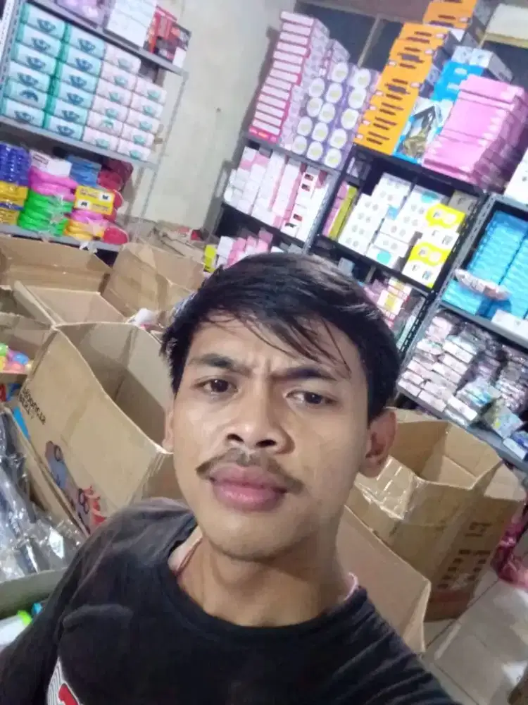 cari kerjaan yang halal yang bisa nerima apa adanya