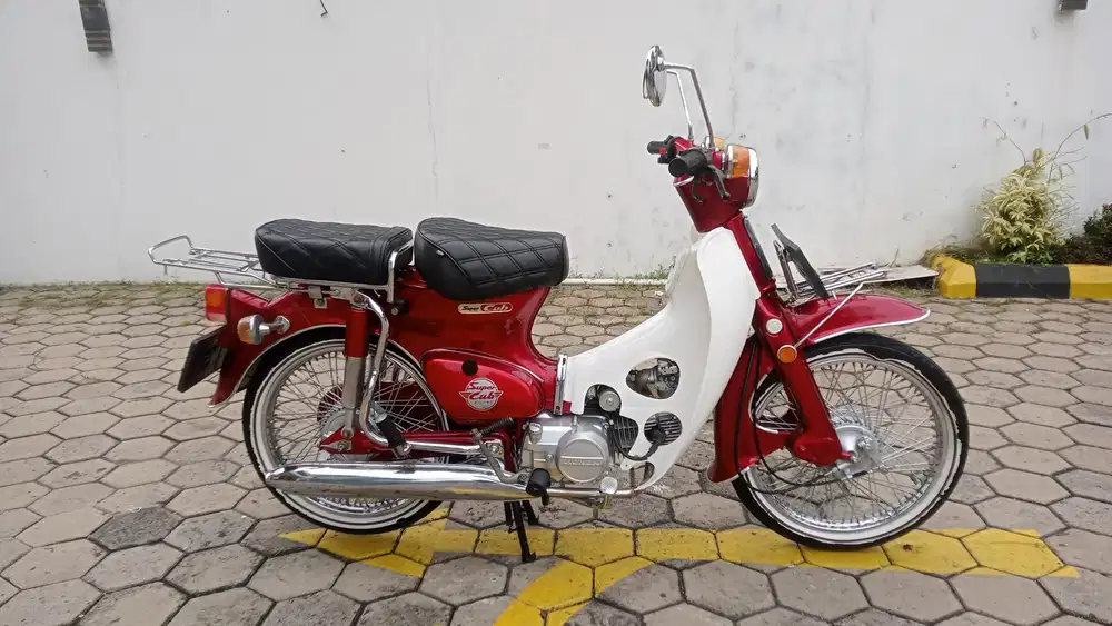 C70 Th 1993 Bagus