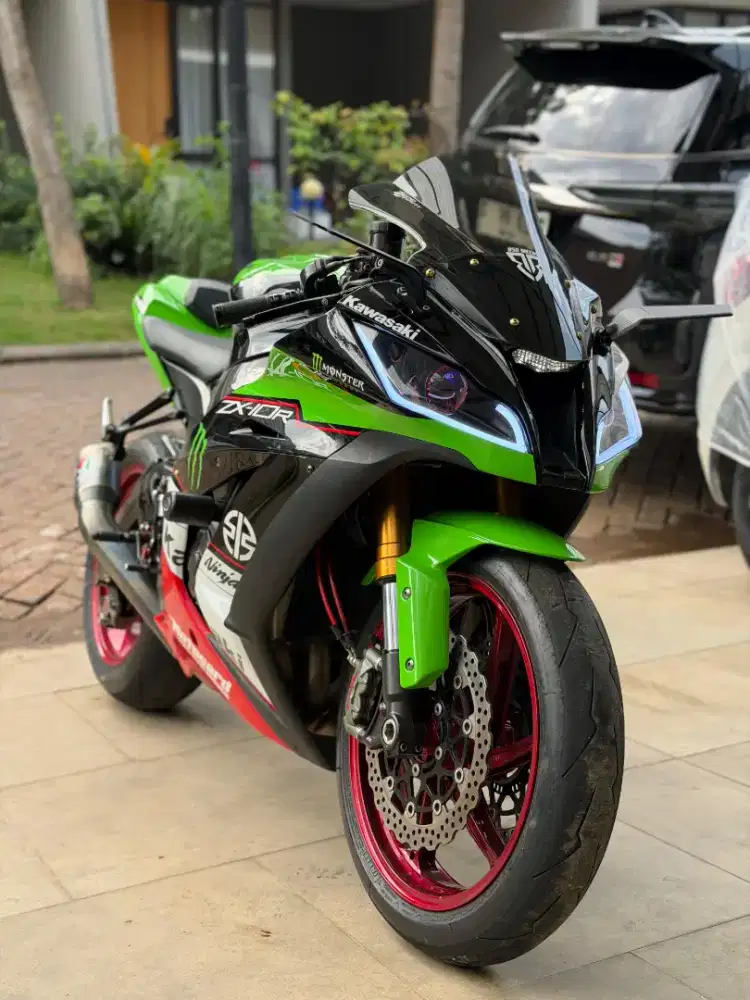 Kawasaki ZX10R thn 2015 Full Modif Ganteng Tinggal Gasss