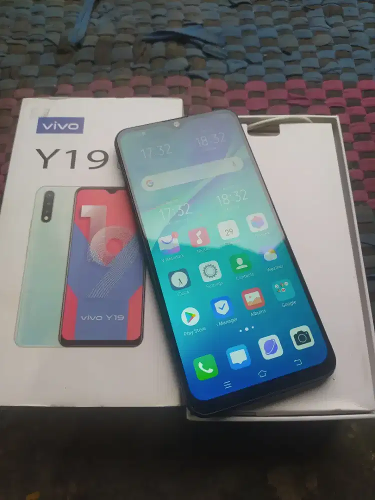 Vivo y19 8/256 R