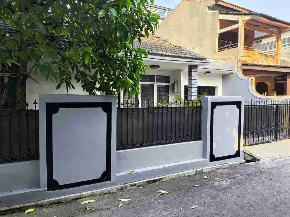 Rumah siap huni di Perumahan Mas Naga, Jakasampurna Bekasi