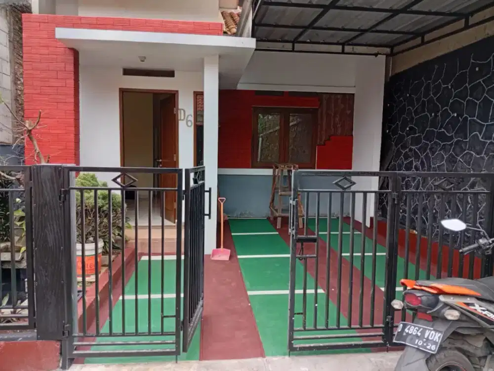 Dijual rumah 2 lantai siap huni Kirana Town House lokasi strategis