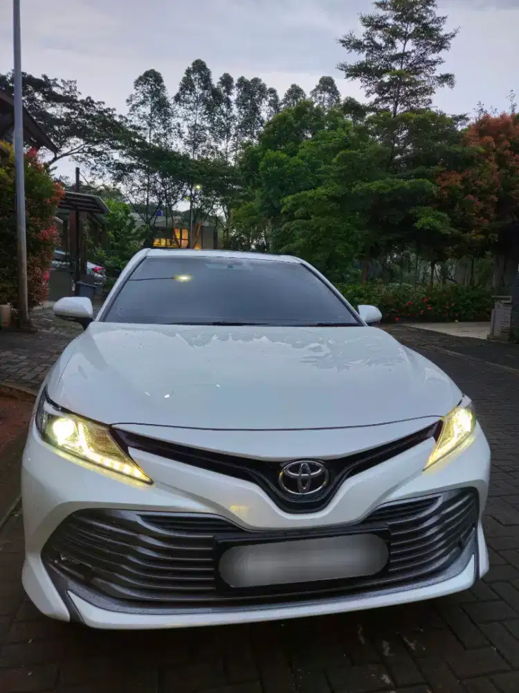 Dijual Cepat Toyota Camry V Istimewa (Low KM)